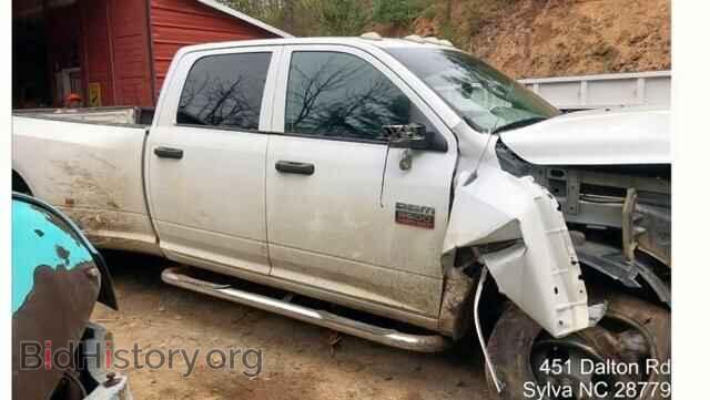 2012 DODGE RAM 3500 - VIN: 3C63DRGL1CG170915 - Фото 2