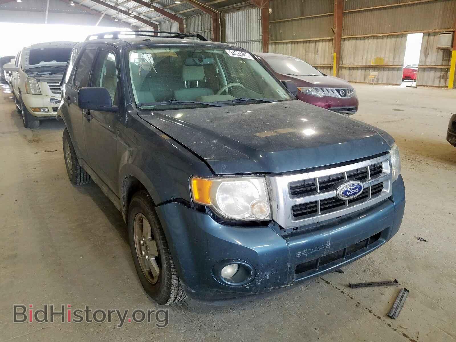 Photo 1FMCU0DG3BKC70352 - FORD ESCAPE 2011