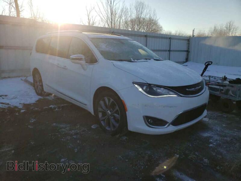 2019 Chrysler PACIFICA Pacifica L (VIN 2C4RC1GG8KR509558) — фото 1 из 10, Copart, повреждение: передняя часть