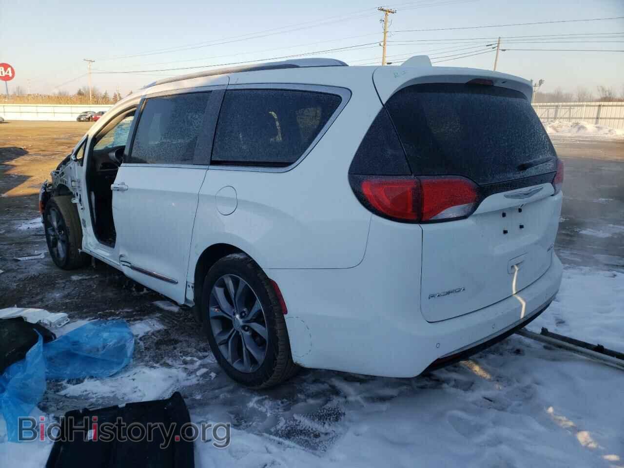 2019 CHRYSLER PACIFICA - VIN: 2C4RC1GG8KR509558 - Фото 3