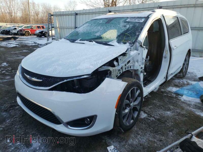 2019 Chrysler PACIFICA (VIN 2C4RC1GG8KR509558) — фото 9 из 10