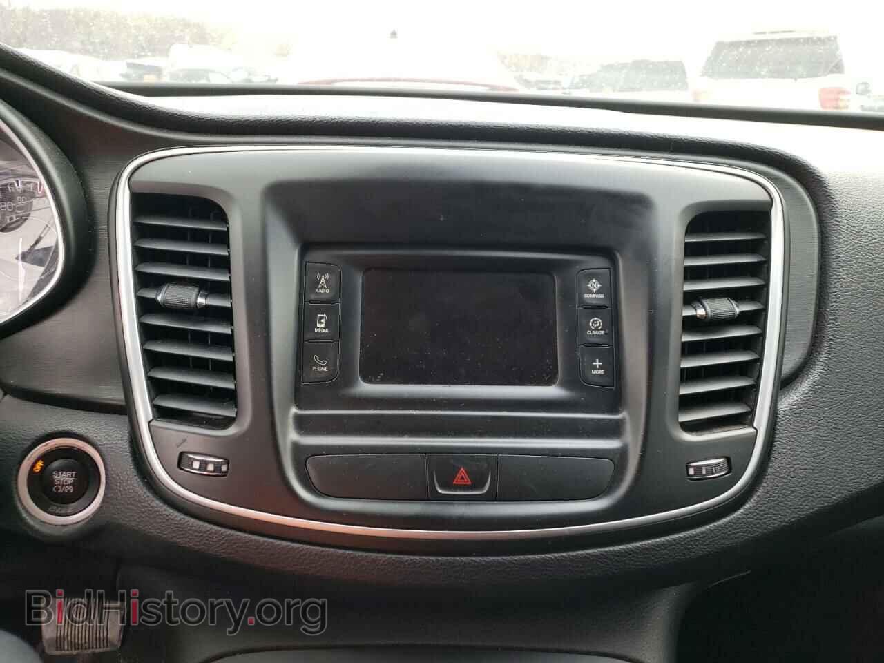 2015 CHRYSLER 200 - VIN: 1C3CCCAB1FN617462 - Фото 9
