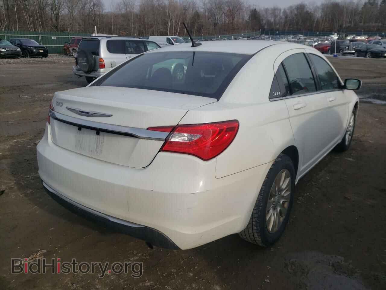 2012 CHRYSLER 200 - VIN: 1C3CCBAB2CN282010 - Фото 4