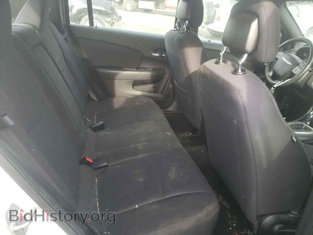 2012 CHRYSLER 200 - VIN: 1C3CCBAB2CN282010 - Фото 6