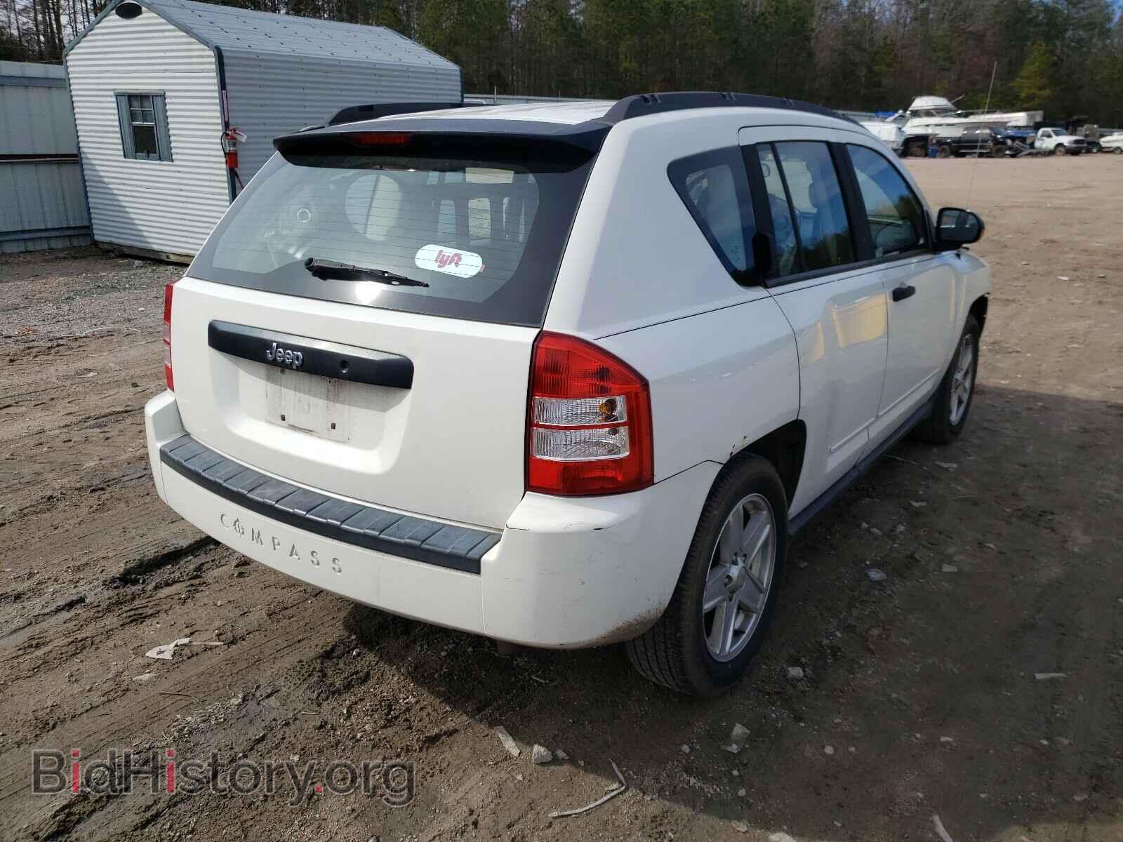 2009 JEEP COMPASS - VIN: 1J4FT47AX9D228529 - Фото 4