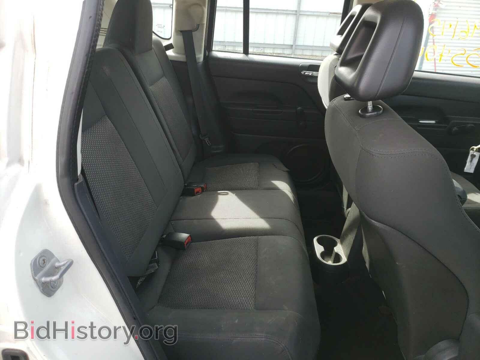 2009 JEEP COMPASS - VIN: 1J4FT47AX9D228529 - Фото 6