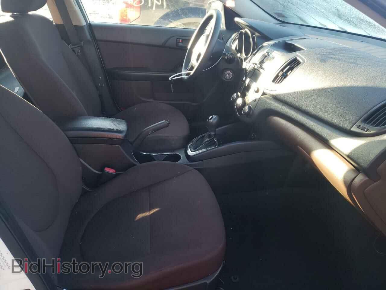 2011 KIA FORTE - VIN: KNAFU4A25B5399092 - Фото 5