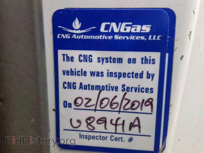 2010 Ford ECONOLINE (VIN 1FTNE2ELXADA58925) — photo 5 of 5