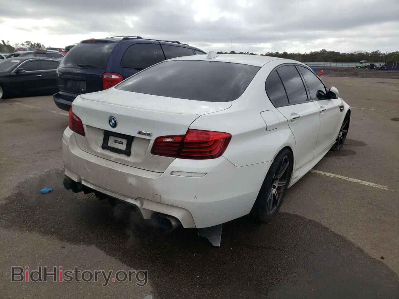 2014 BMW M5 - VIN: WBSFV9C56ED593802 - Фото 4
