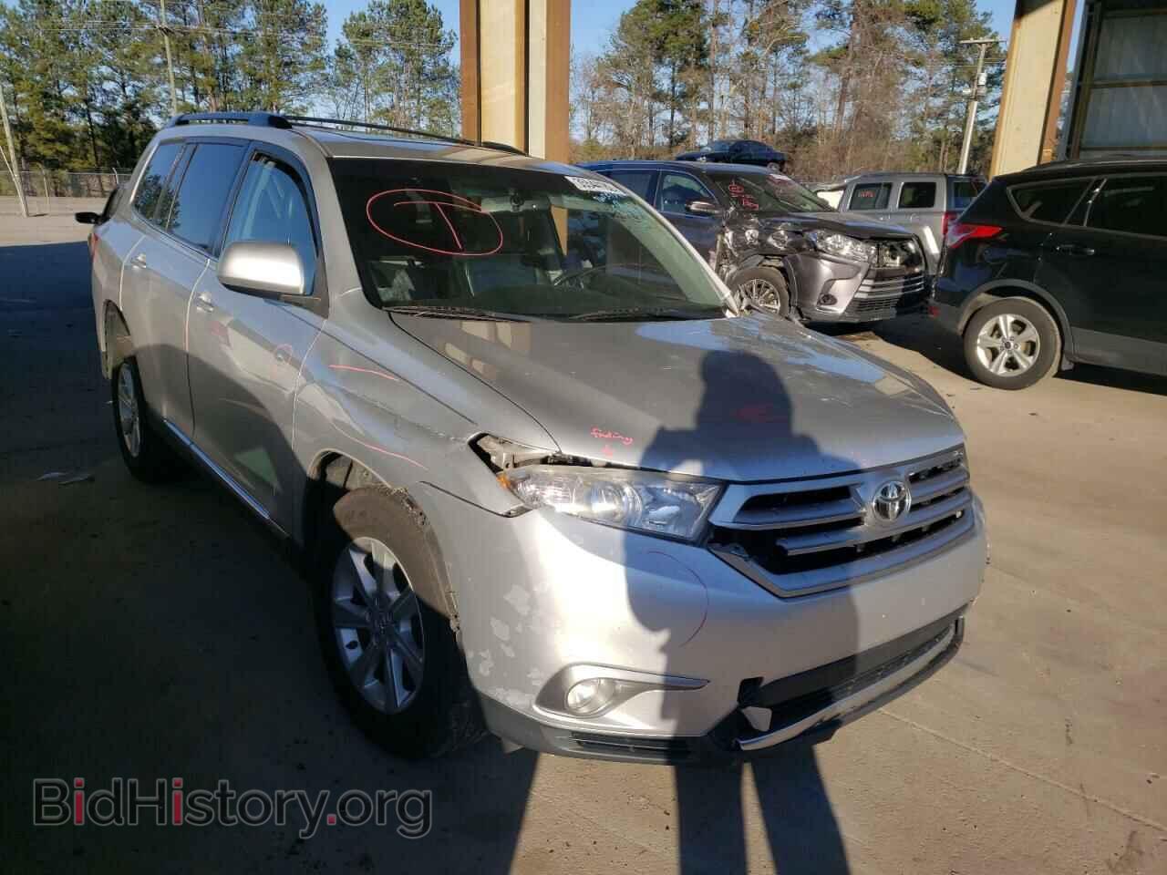 Photo 5TDBK3EH1BS086809 - TOYOTA HIGHLANDER 2011