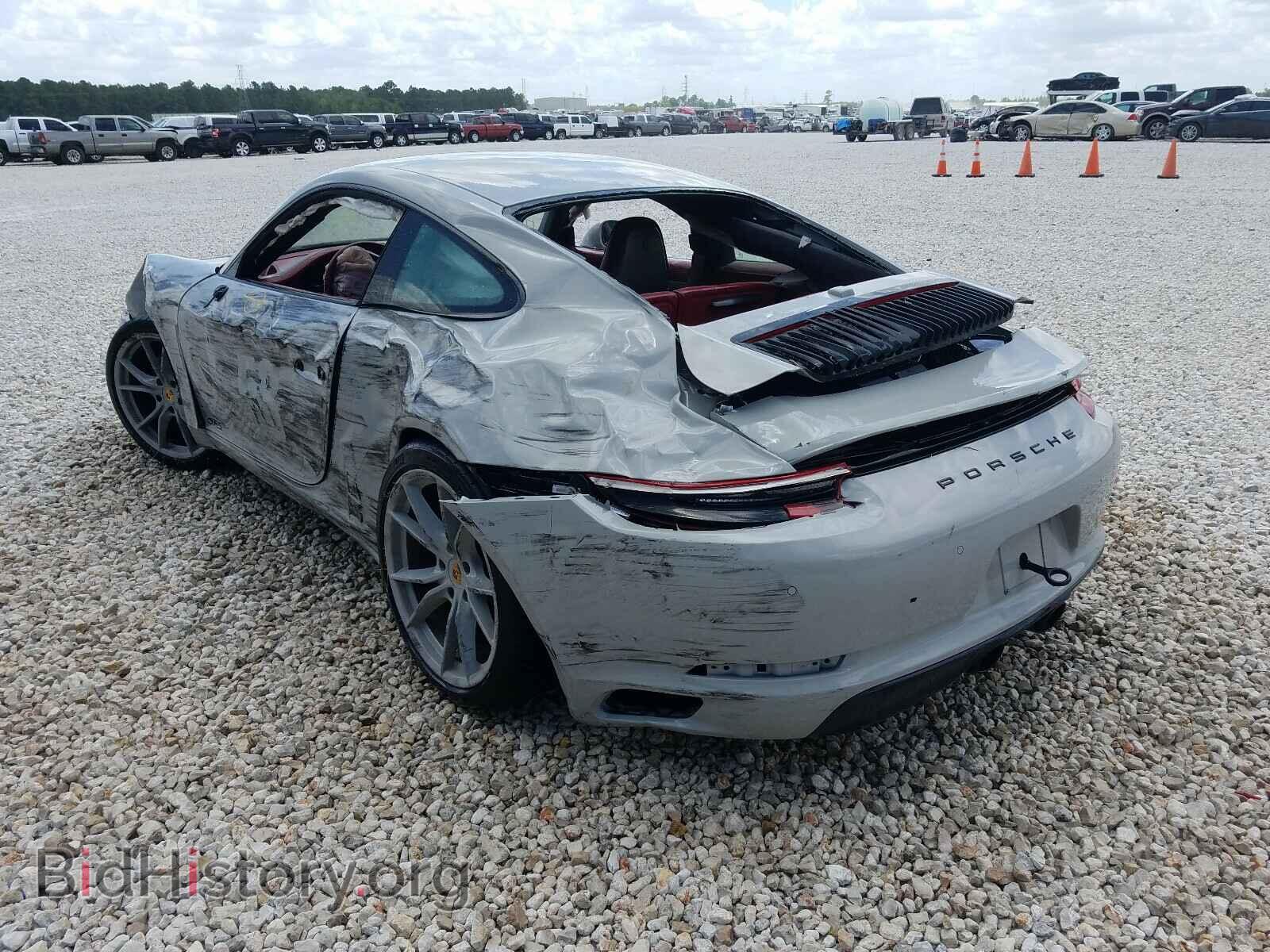 2018 PORSCHE 911 - VIN: WP0AB2A92JS122842 - Фото 3
