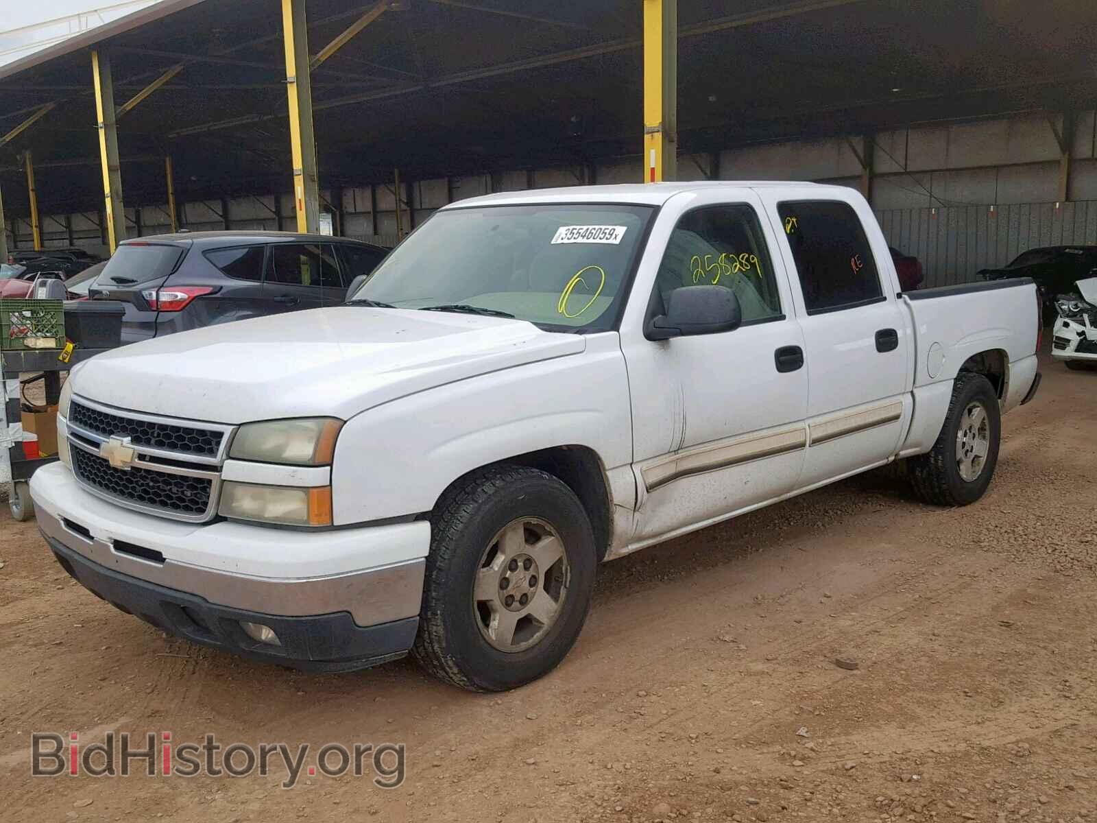 2006 CHEVROLET SILVERADO - VIN: 2GCEC13Z861266814 - Фото 2