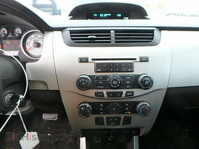 2009 FORD FOCUS - VIN: 1FAHP36N09W218085 - Фото 9