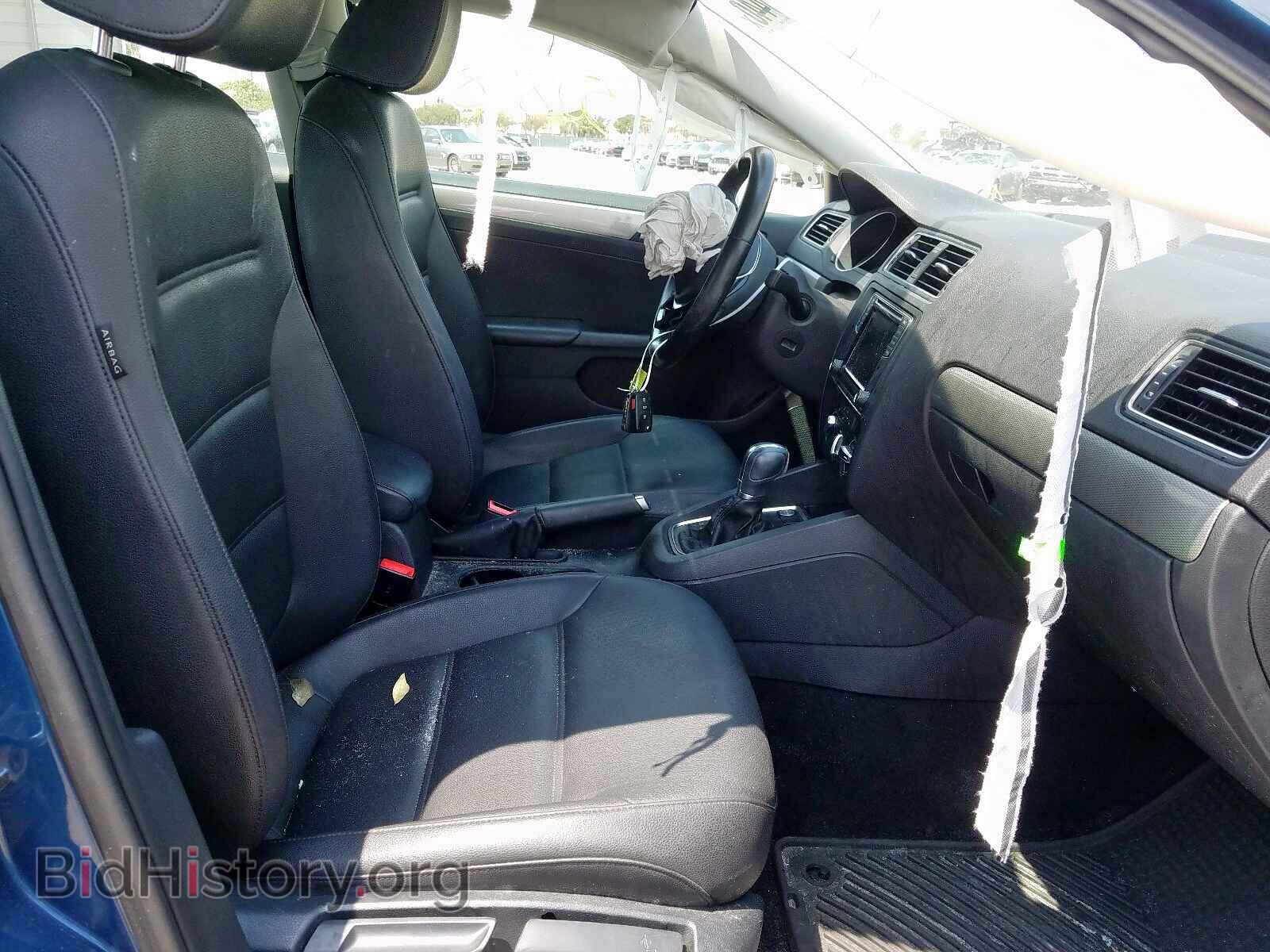 2017 VOLKSWAGEN JETTA - VIN: 3VWDB7AJXHM379235 - Фото 5