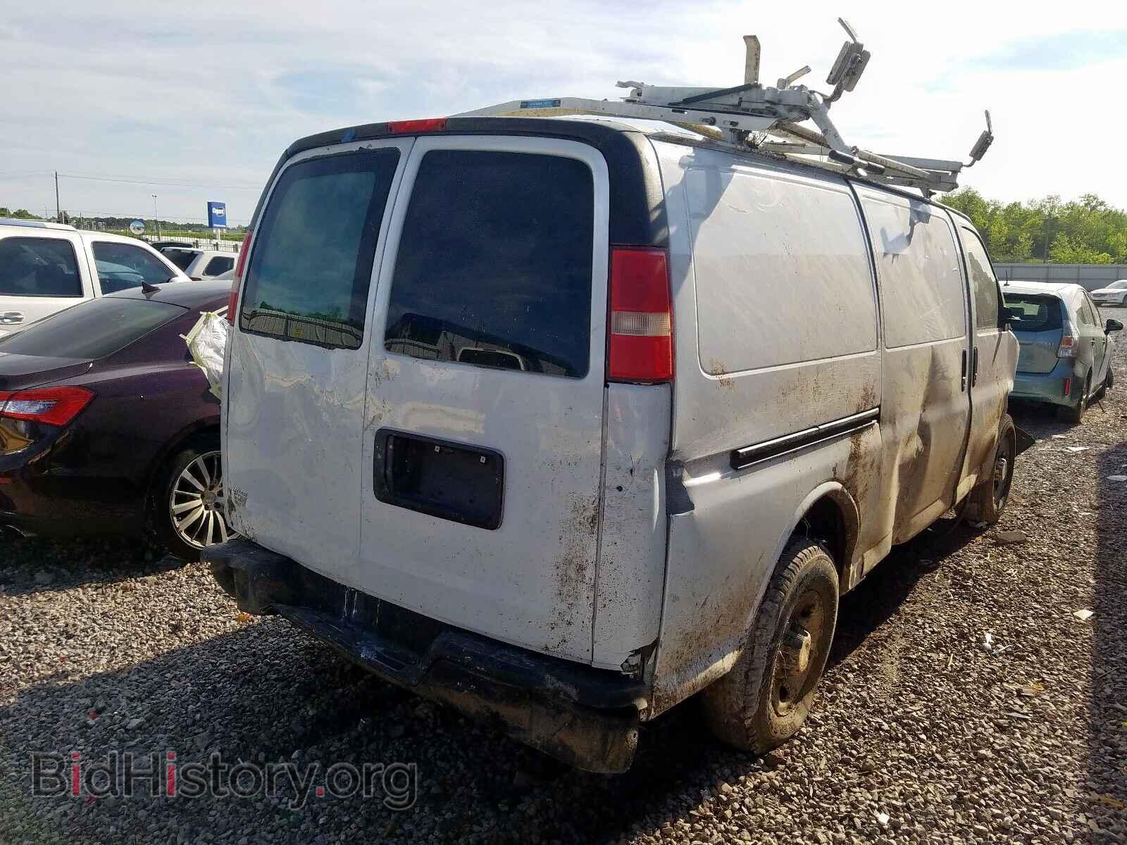 2010 CHEVROLET EXPRESS - VIN: 1GCZGFBA3A1163989 - Фото 4