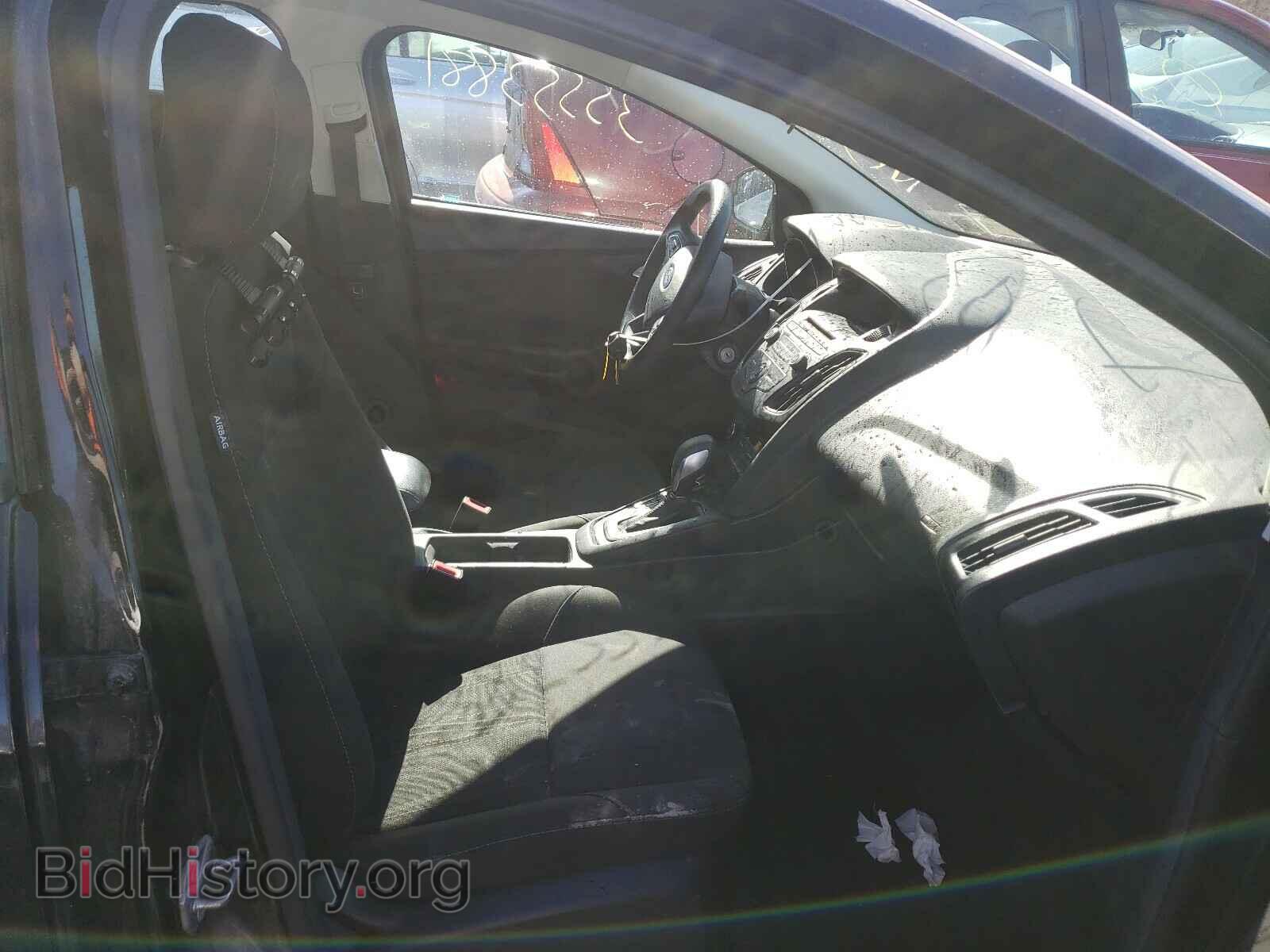 2017 FORD FOCUS - VIN: 1FADP3FE6HL321879 - Photo 5