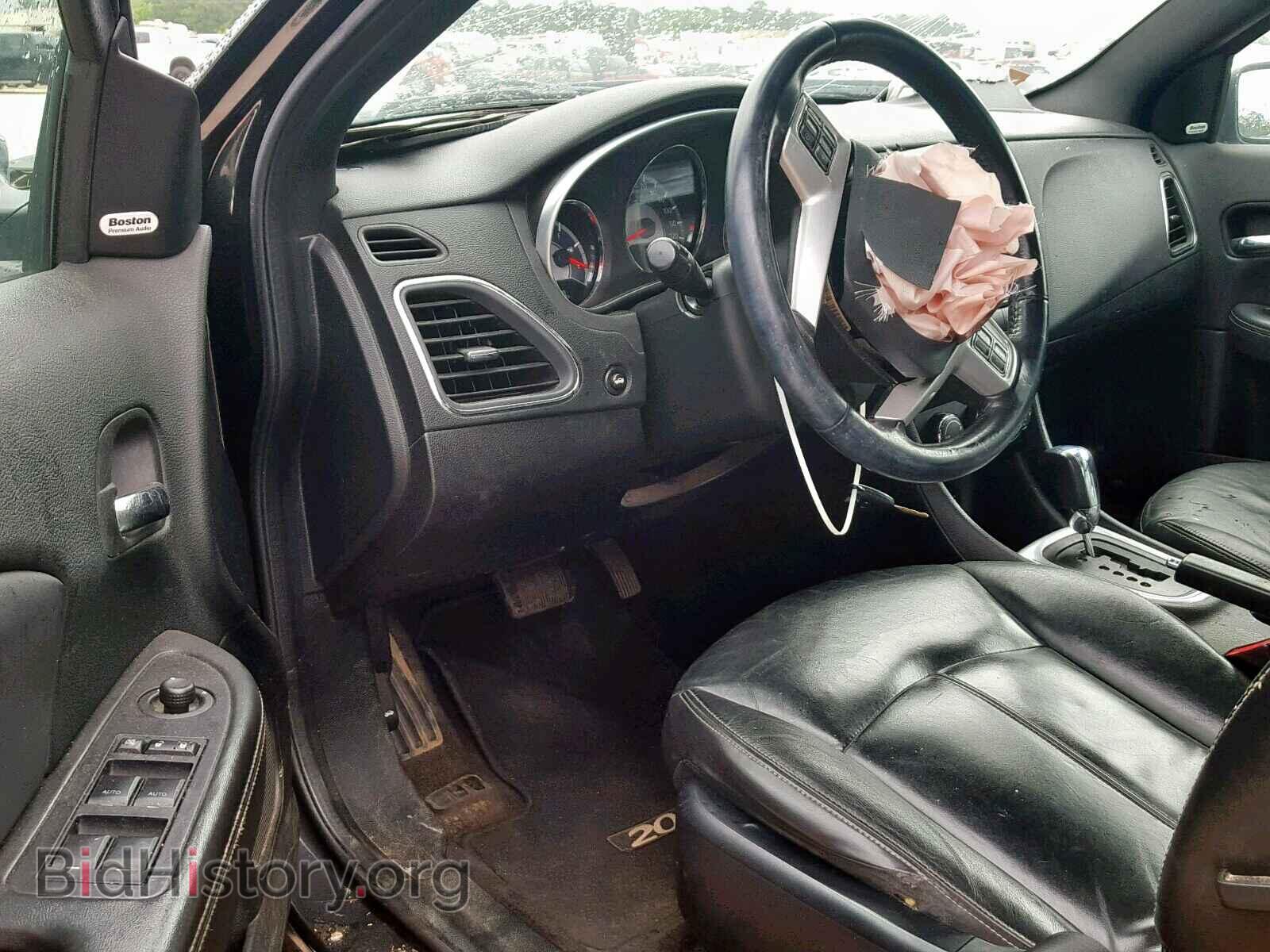 2011 CHRYSLER 200 - VIN: 1C3BC2FG8BN518562 - Фото 9