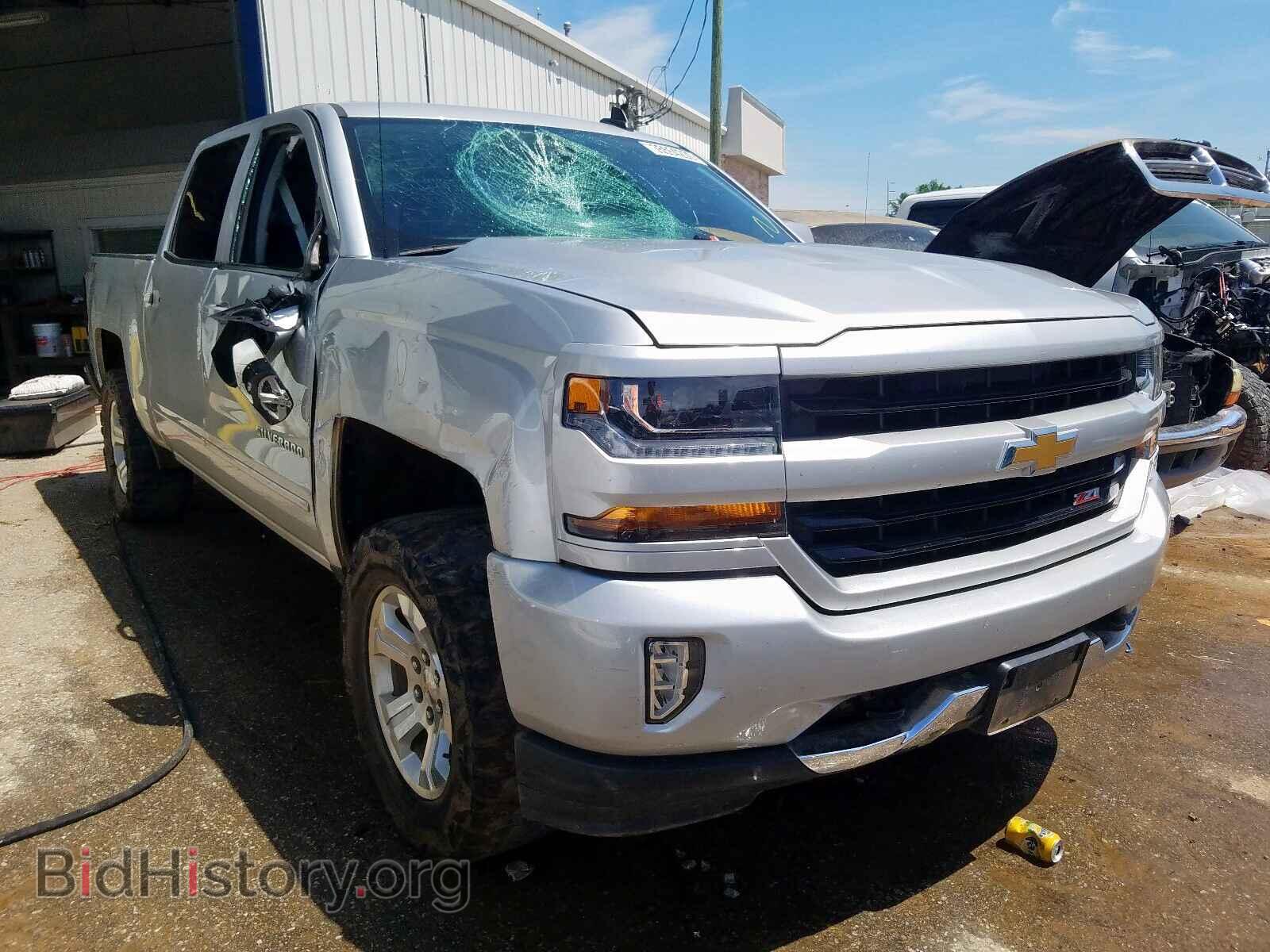 Фотография 3GCUKREC2HG513700 - CHEVROLET SILVERADO 2017
