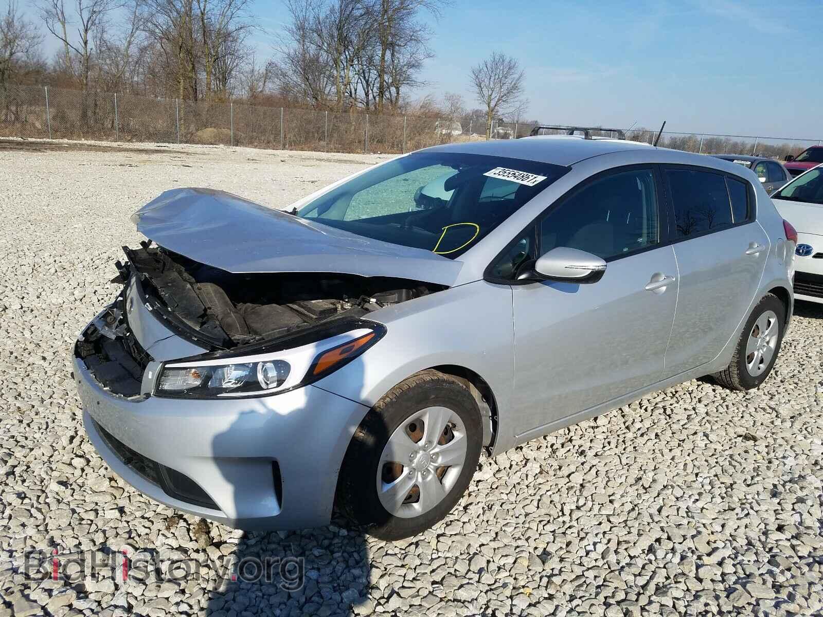 2017 KIA FORTE - VIN: KNAFK5A87H5705833 - Фото 2