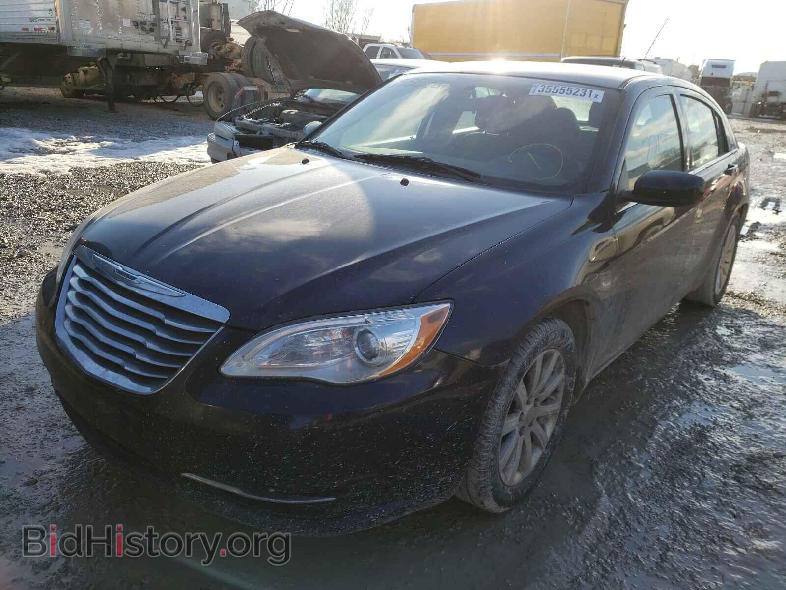 2012 CHRYSLER 200 - VIN: 1C3CCBBB0CN106765 - Фото 2