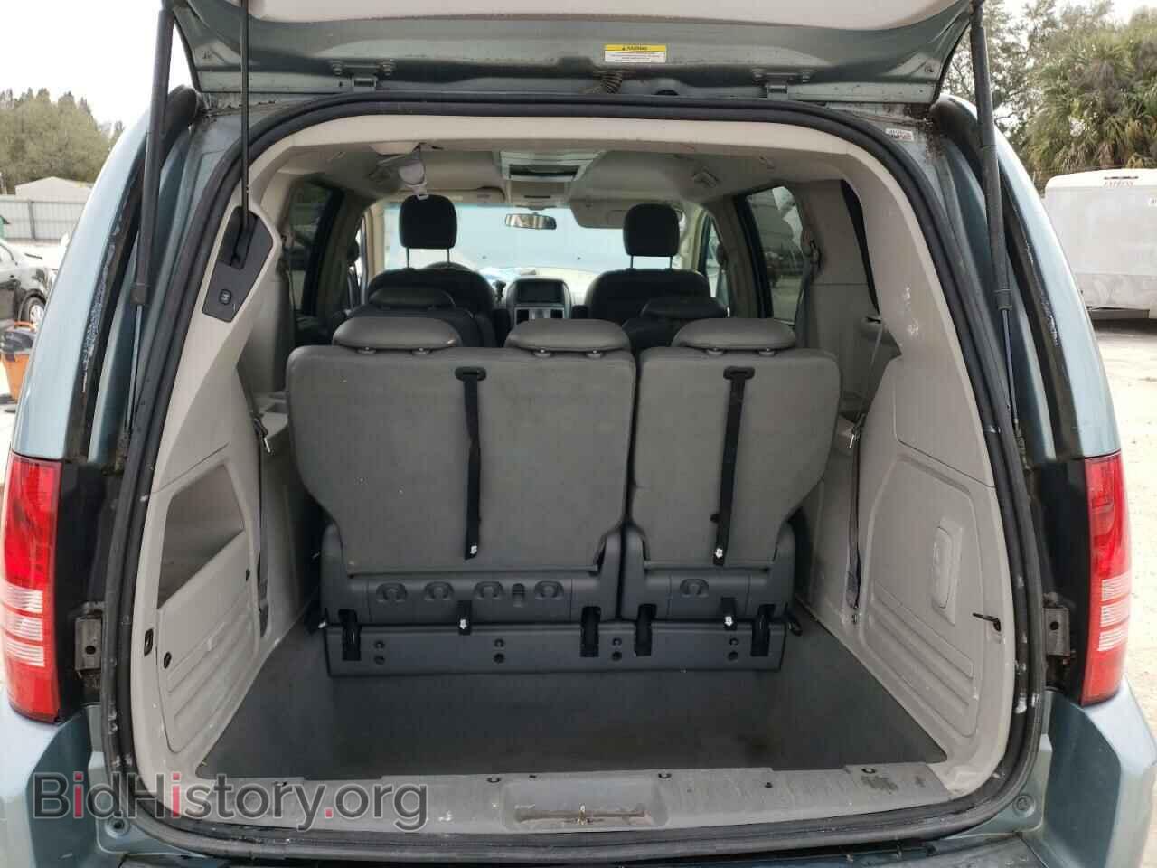 2008 CHRYSLER MINIVAN - VIN: 2A8HR54P88R844083 - Фото 9