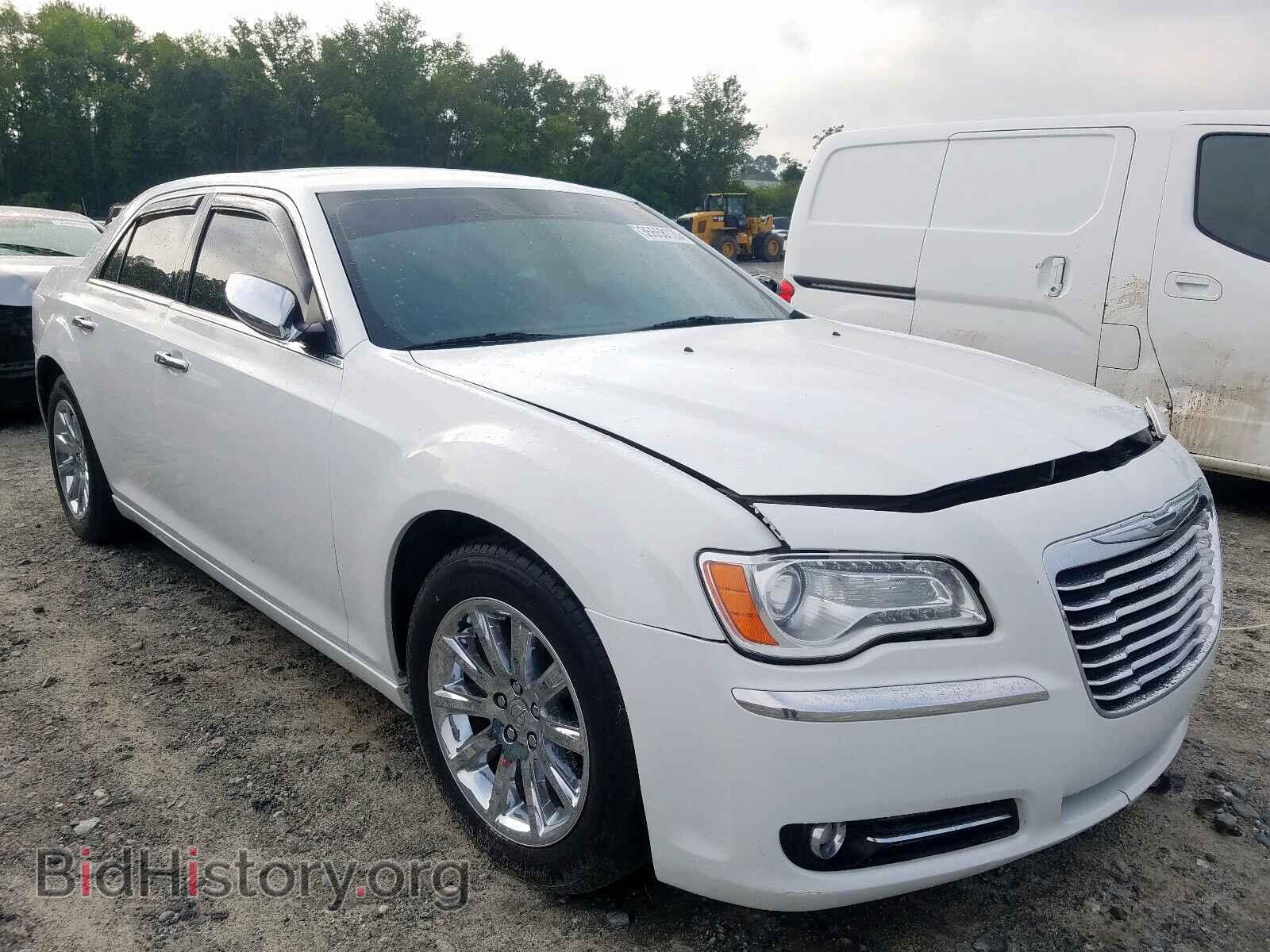 Фотография 2C3CCACG4CH310739 - CHRYSLER 300 2012