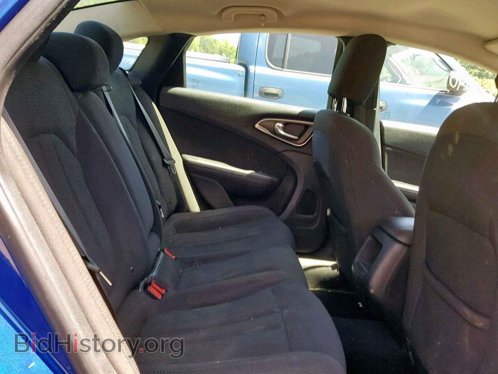 2016 CHRYSLER 200 - VIN: 1C3CCCAG0GN141279 - Photo 6