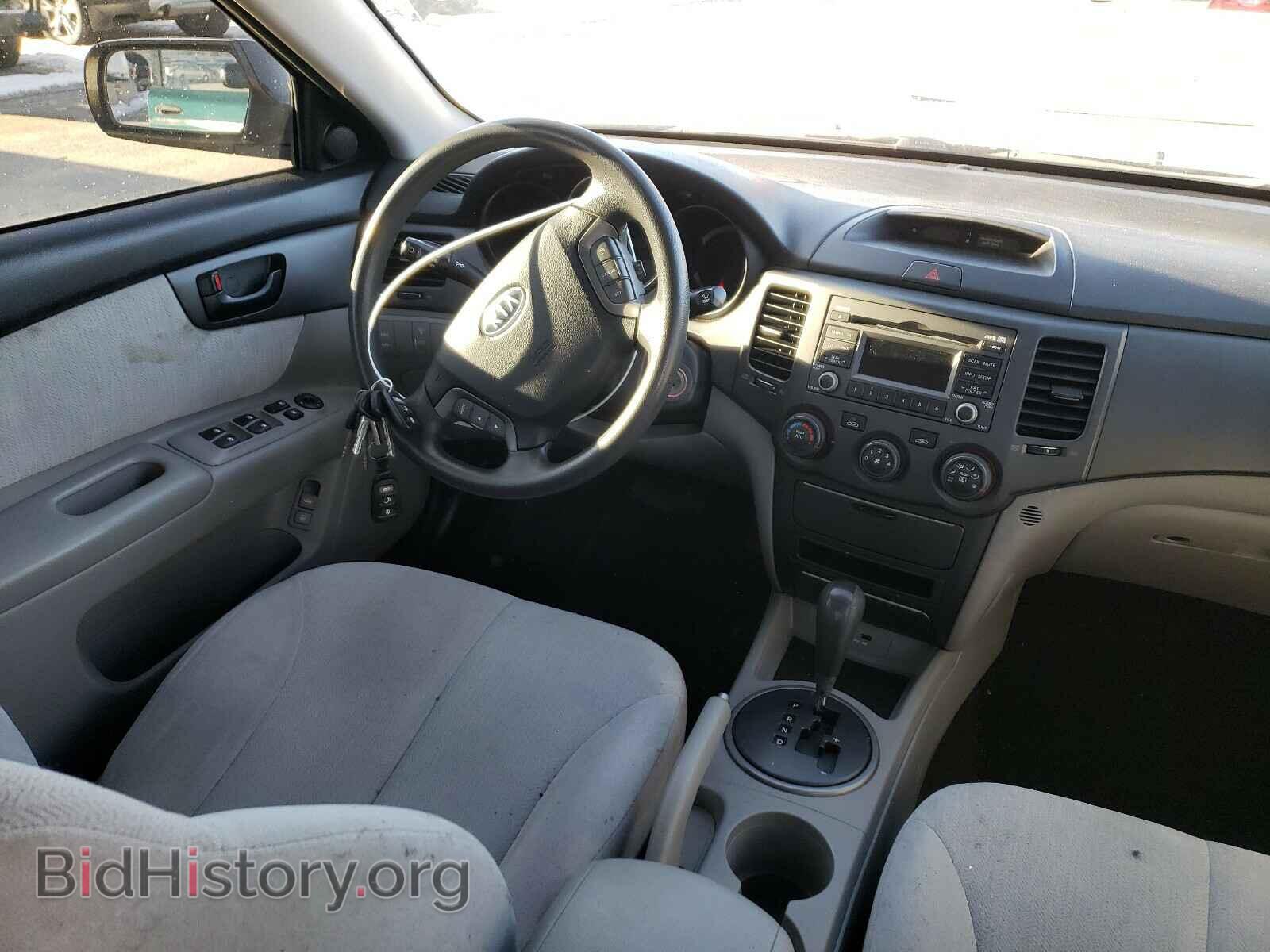 2009 KIA OPTIMA - VIN: KNAGE228995331655 - Фото 9
