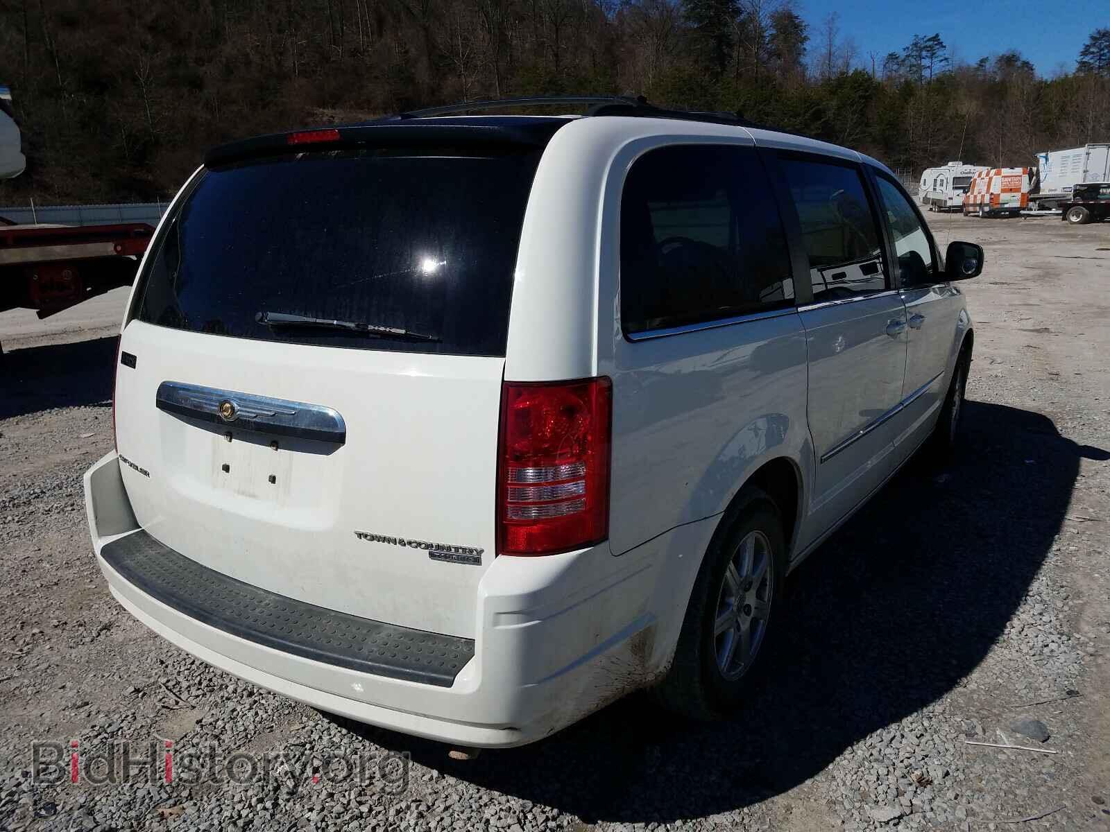 2010 CHRYSLER MINIVAN - VIN: 2A4RR5D16AR235324 - Photo 4