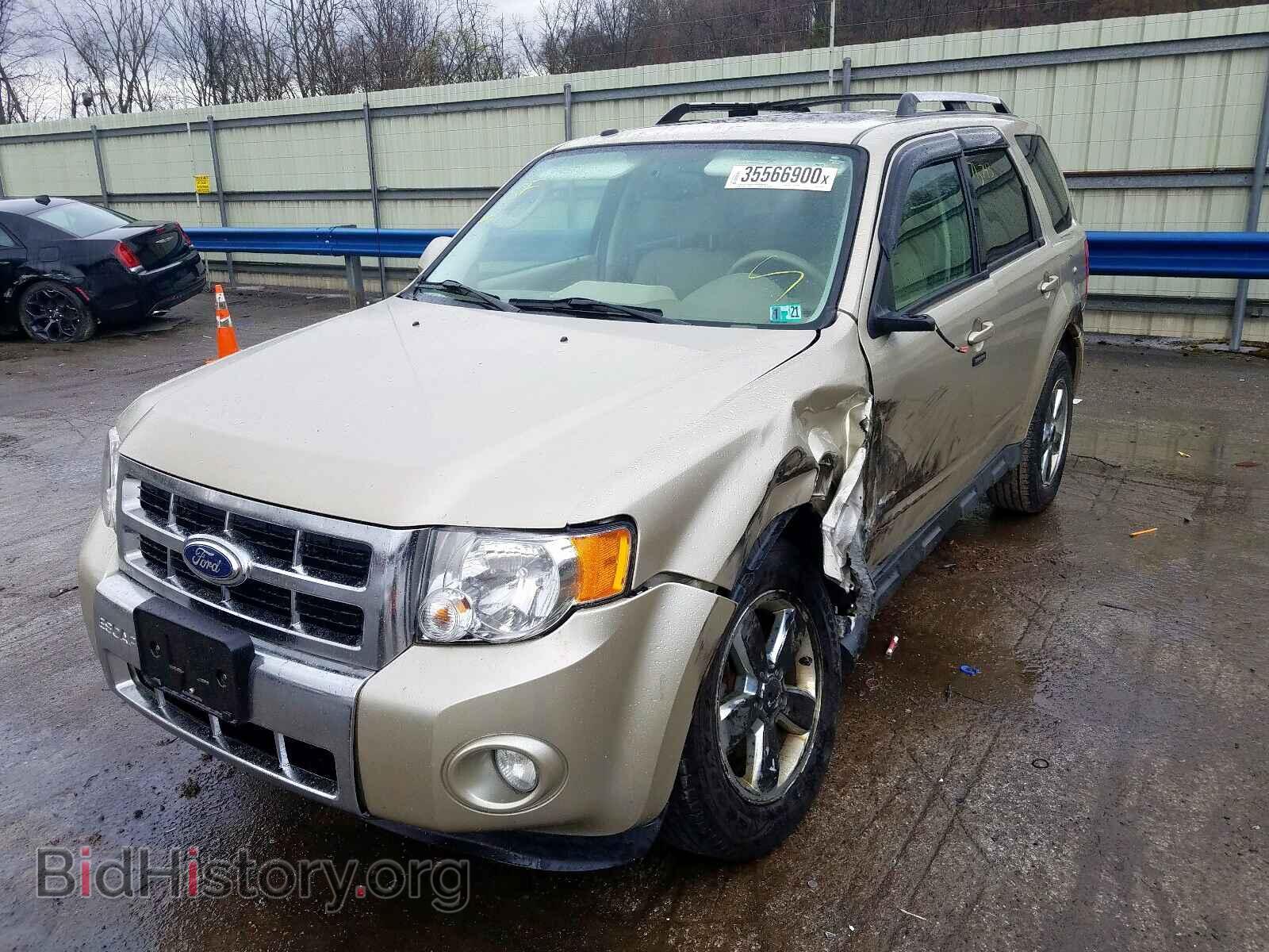 2011 FORD ESCAPE - VIN: 1FMCU9E71BKB71452 - Photo 2