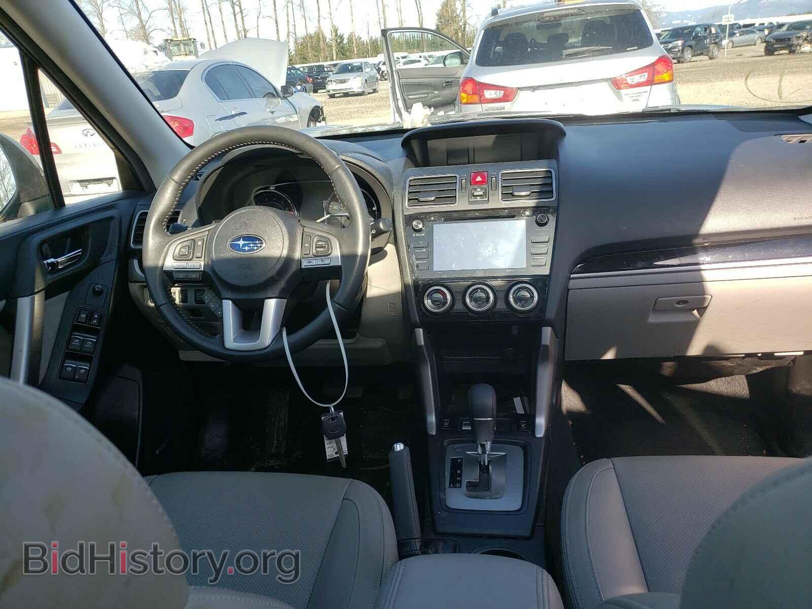 2017 SUBARU FORESTER - VIN: JF2SJARC2HH456542 - Фото 9