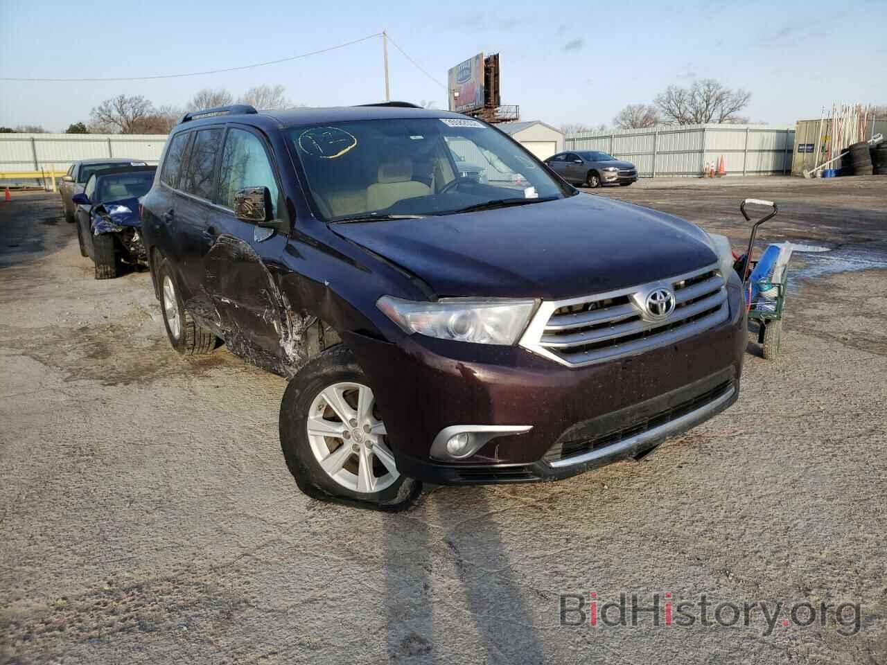 Photo 5TDZK3EH1DS132611 - TOYOTA HIGHLANDER 2013