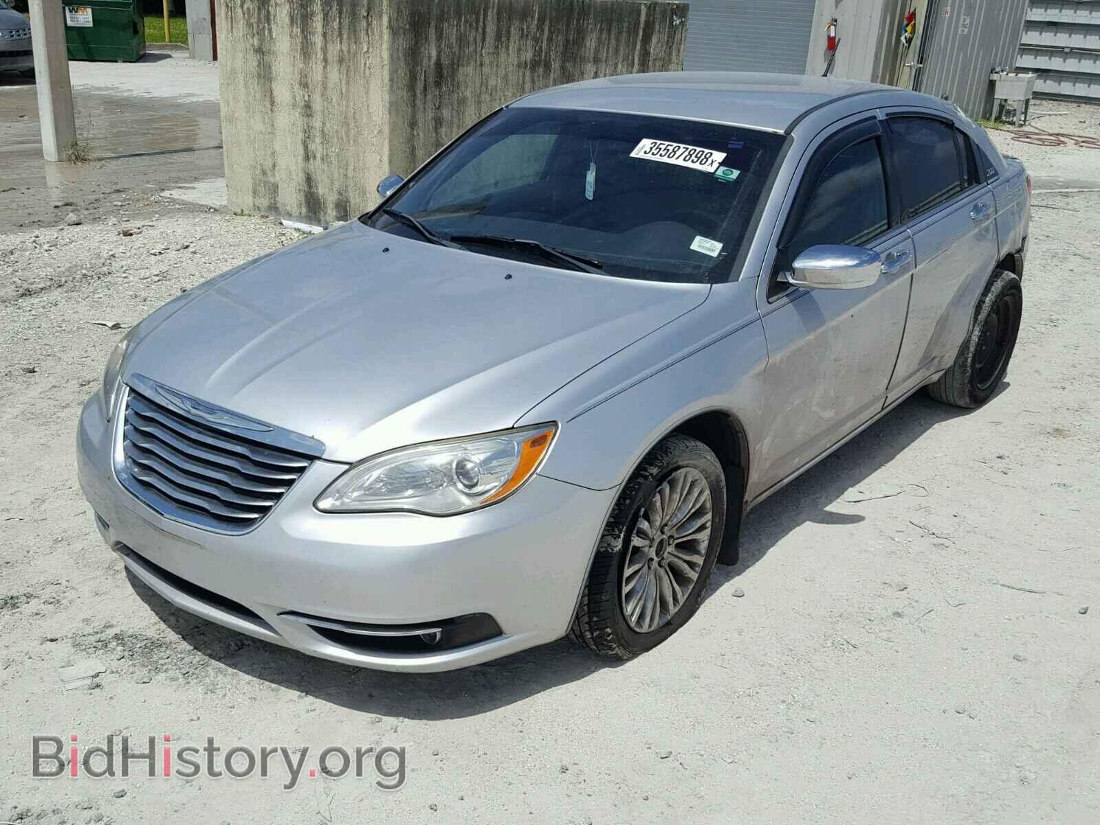 2011 CHRYSLER 200 - VIN: 1C3BC2FB6BN525837 - Фото 2