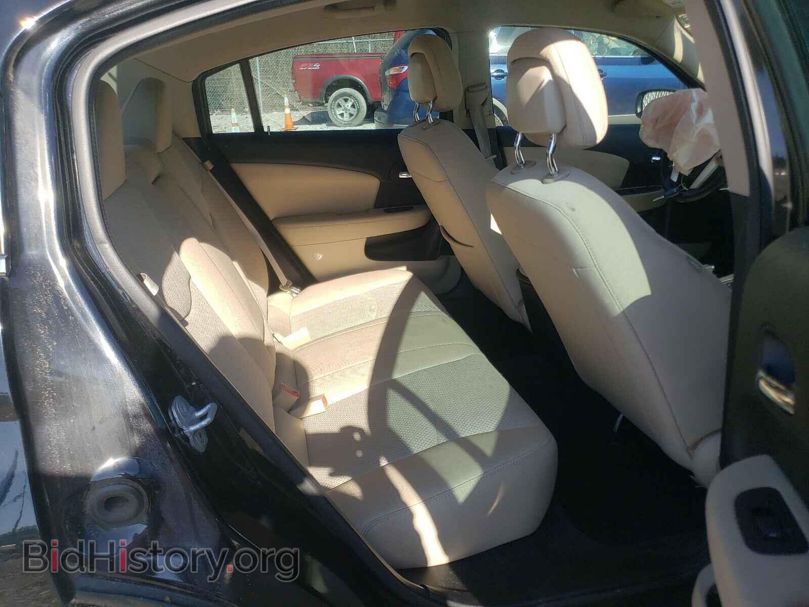 2011 CHRYSLER 200 - VIN: 1C3BC1FB5BN619170 - Фото 6
