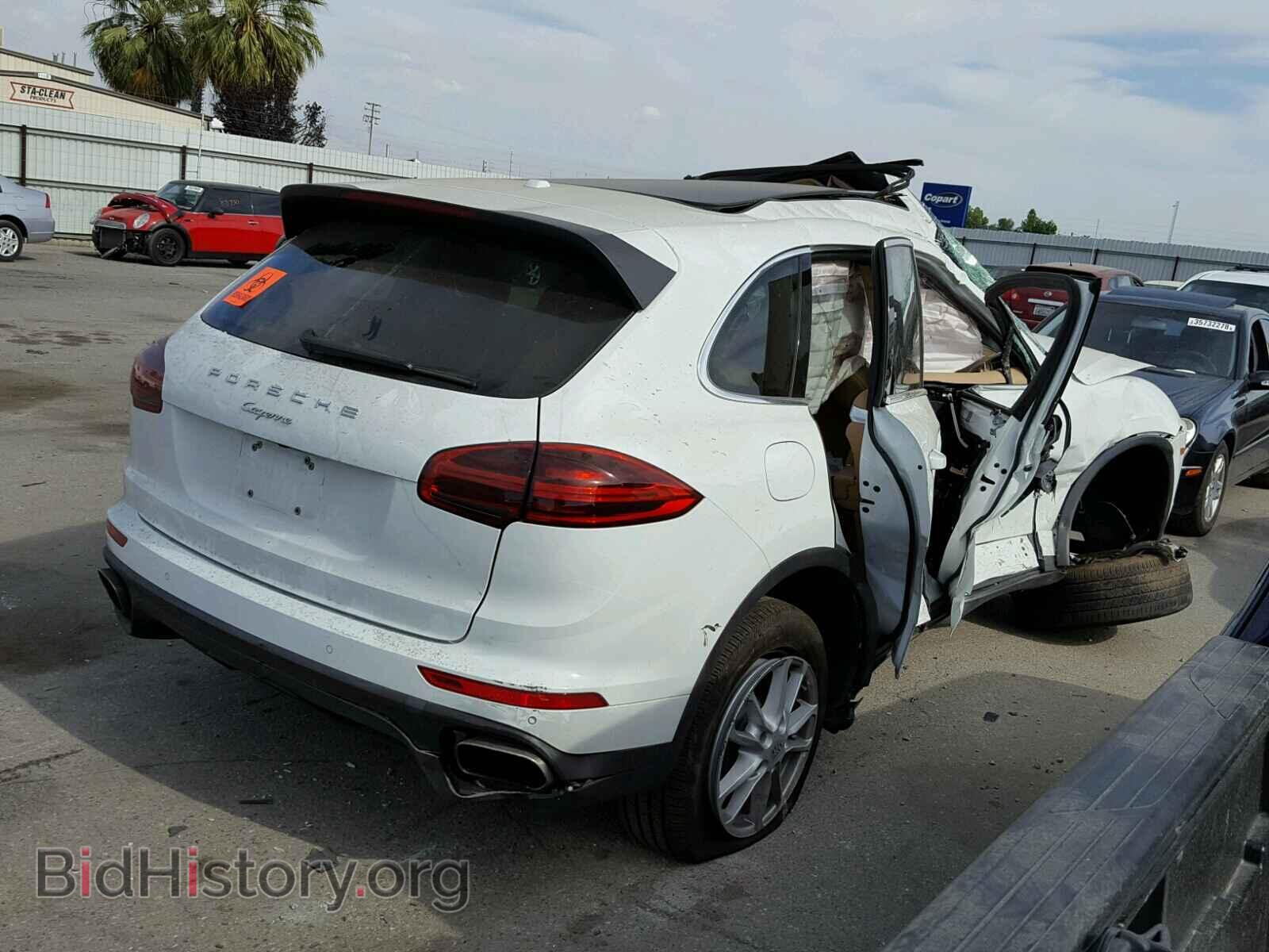 2016 PORSCHE CAYENNE - VIN: WP1AA2A29GLA10448 - Photo 4