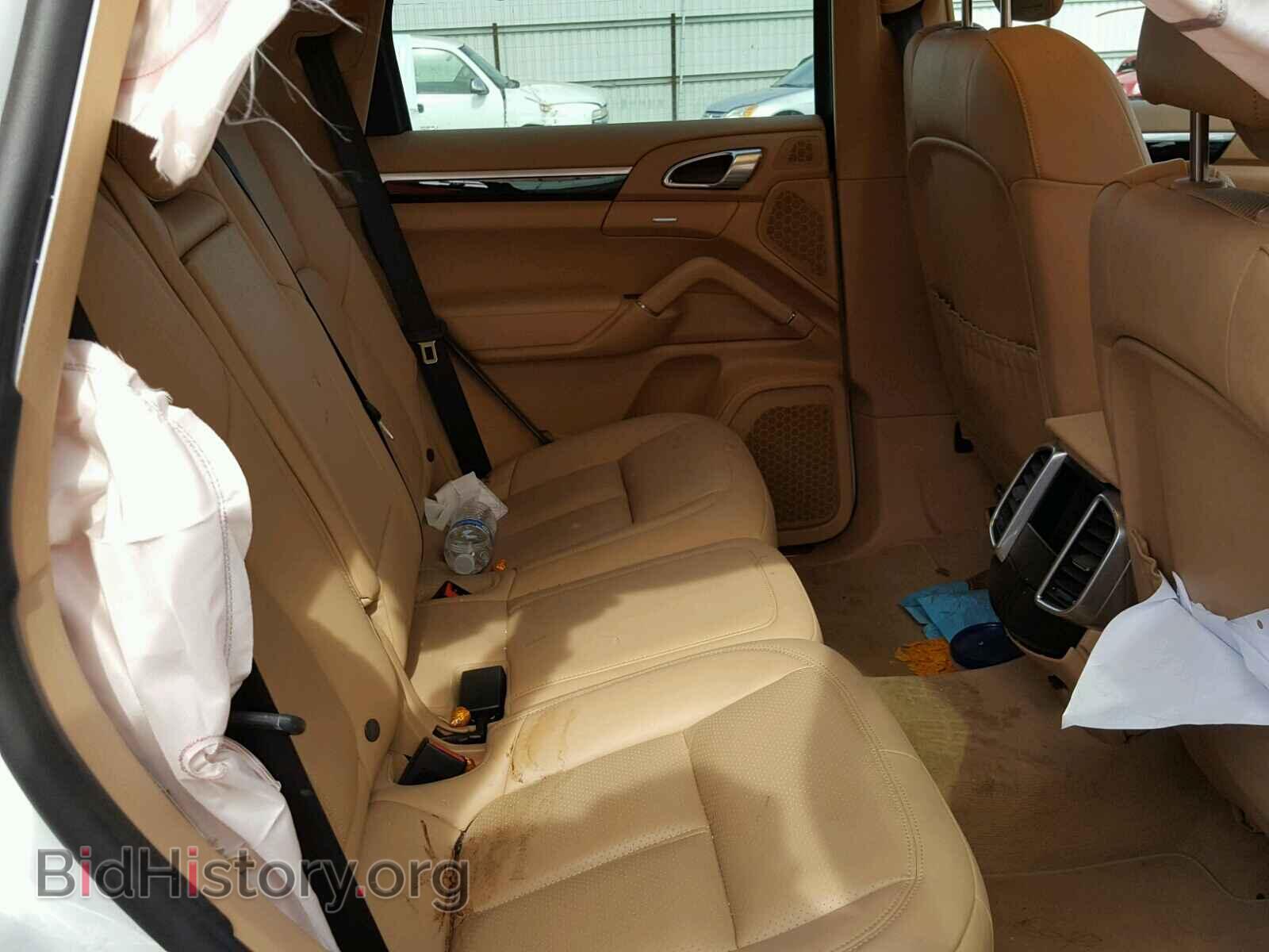 2016 PORSCHE CAYENNE - VIN: WP1AA2A29GLA10448 - Photo 6
