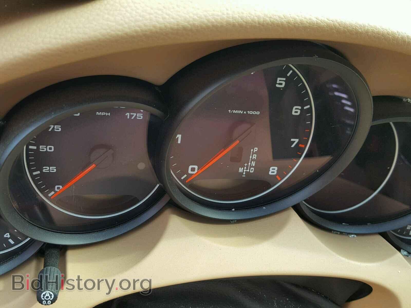 2016 PORSCHE CAYENNE - VIN: WP1AA2A29GLA10448 - Photo 8