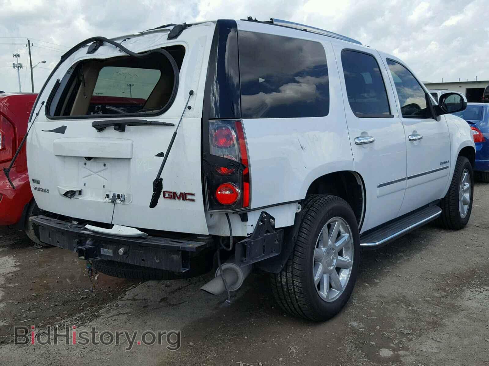 2011 GMC YUKON - VIN: 1GKS2EEF8BR125943 - Фото 4