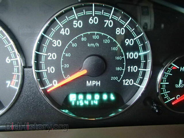 2004 CHRYSLER SEBRING - VIN: 1C3EL55R44N103341 - Фото 8