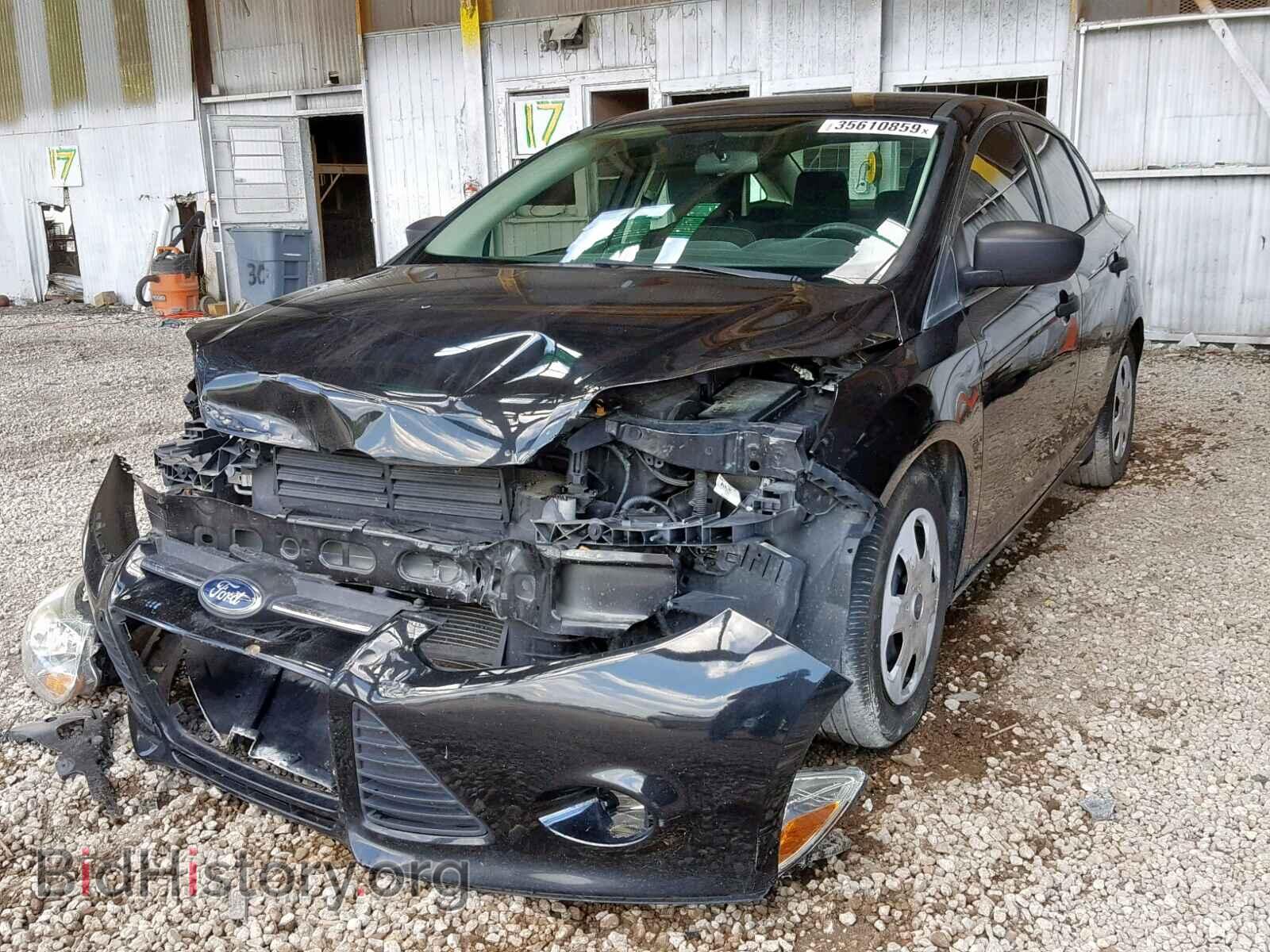 2013 FORD FOCUS - VIN: 1FADP3E22DL305518 - Photo 2
