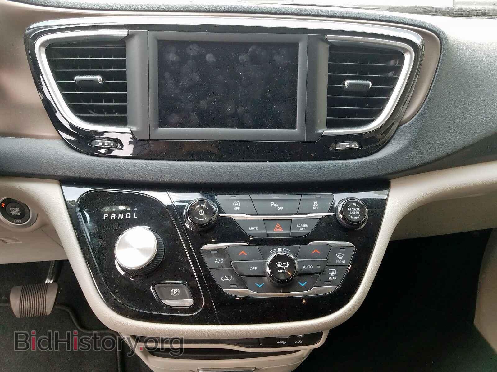 2019 CHRYSLER PACIFICA - VIN: 2C4RC1BG8KR665848 - Фото 9