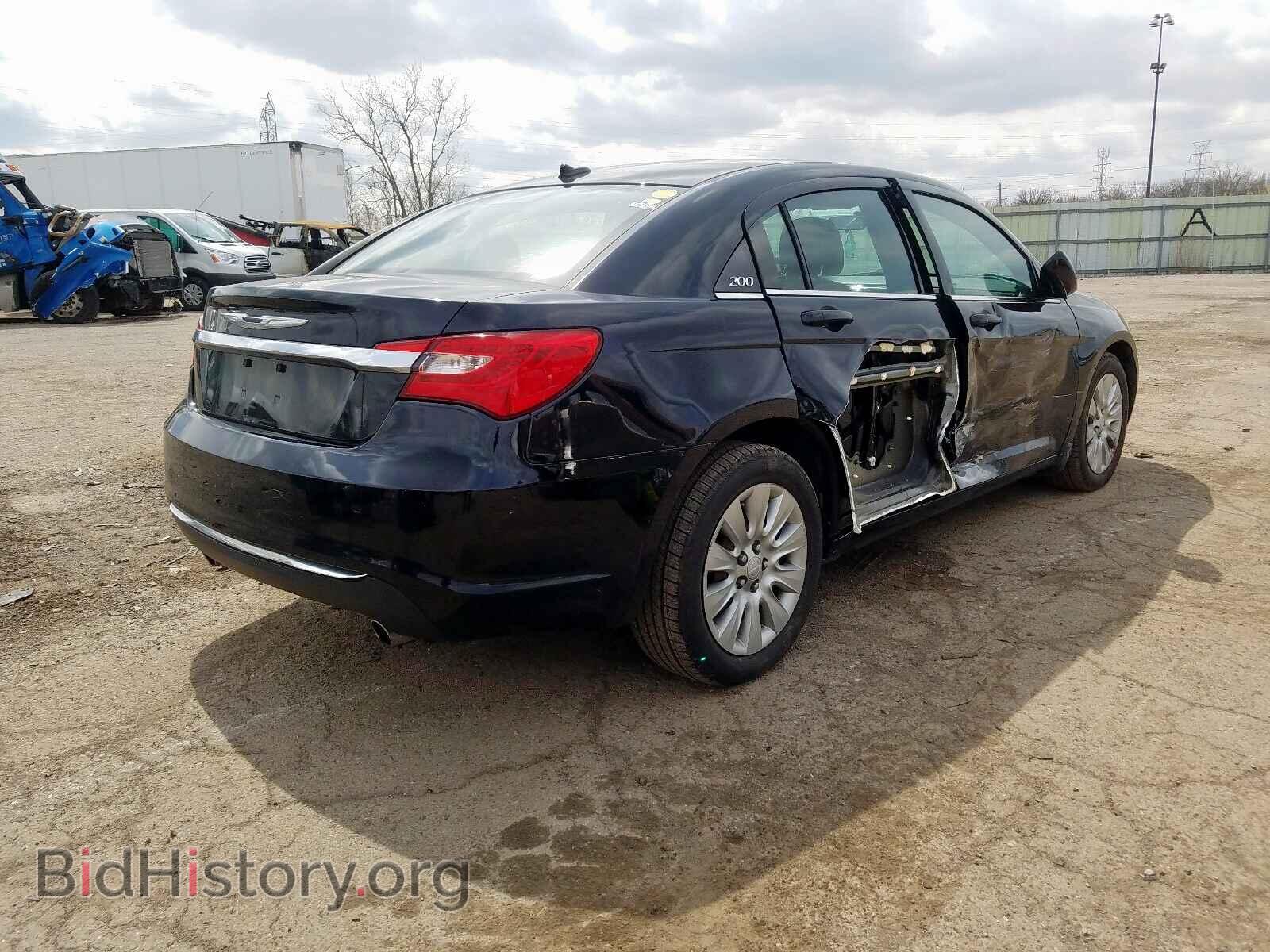 2013 CHRYSLER 200 - VIN: 1C3CCBAG8DN722275 - Фото 4