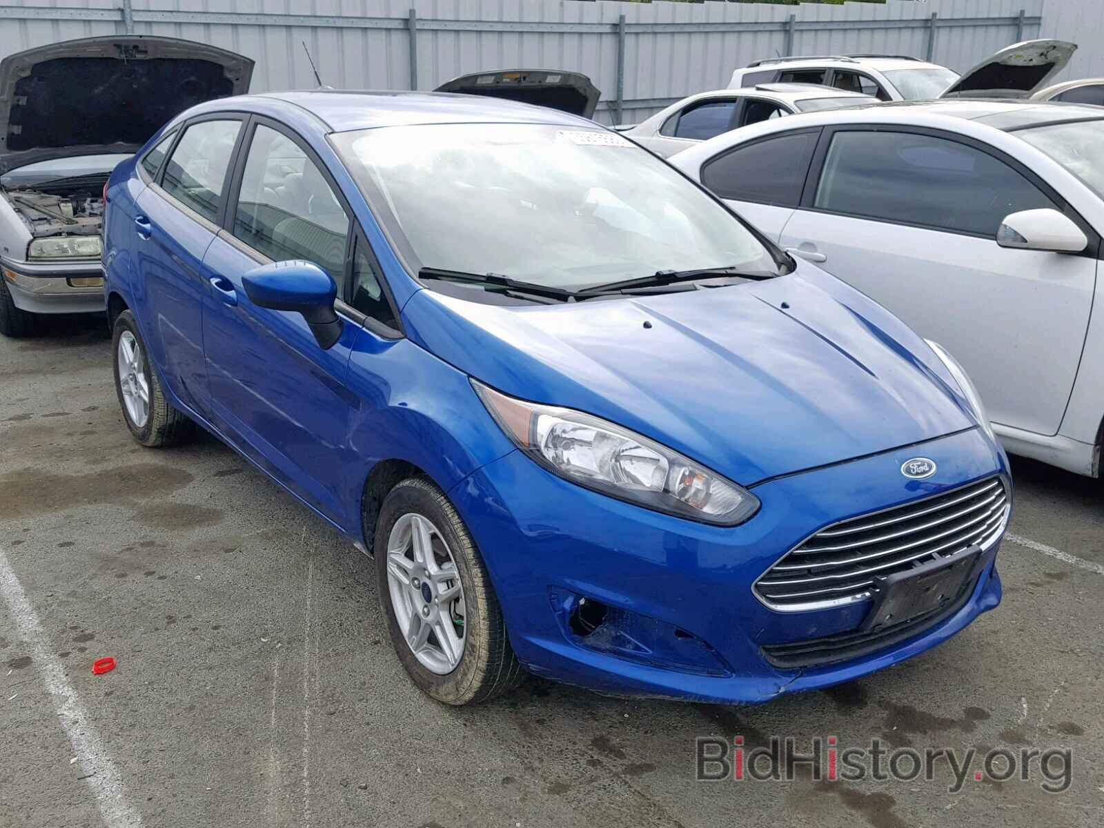 Фотография 3FADP4BJ0JM139396 - FORD FIESTA SE 2018