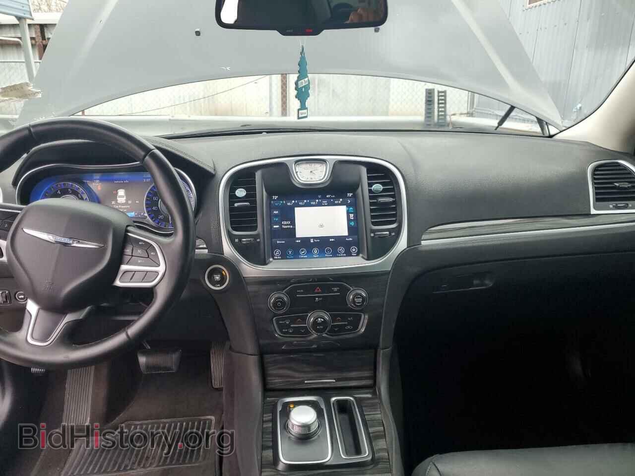 2017 CHRYSLER 300 - VIN: 2C3CCARG3HH535006 - Фото 9