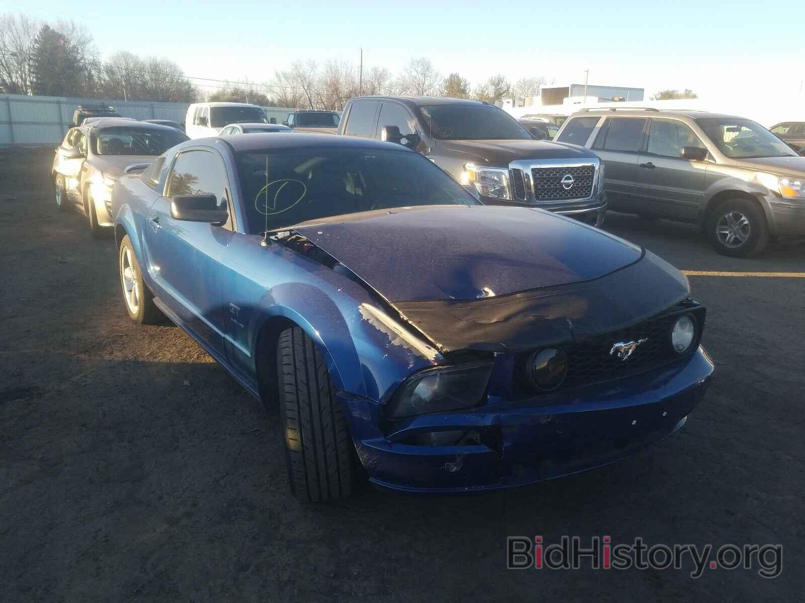 Photo 1ZVHT82H465175307 - FORD MUSTANG 2006