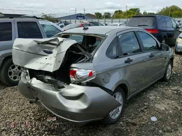 2008 FORD FOCUS - VIN: 1FAHP35N98W196779 - Фото 4