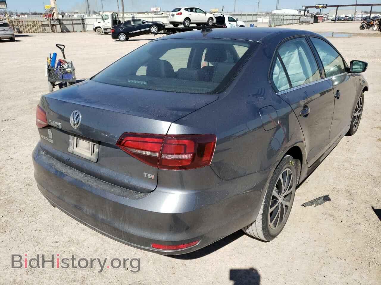 2017 VOLKSWAGEN JETTA - VIN: 3VWDB7AJXHM216097 - Фото 4