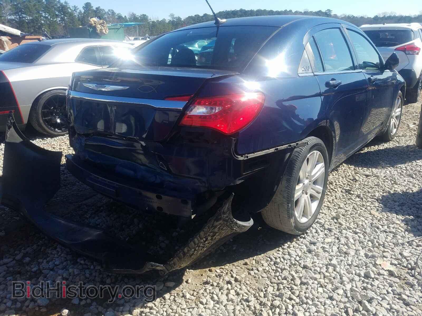 2013 CHRYSLER 200 - VIN: 1C3CCBAB4DN698142 - Фото 4