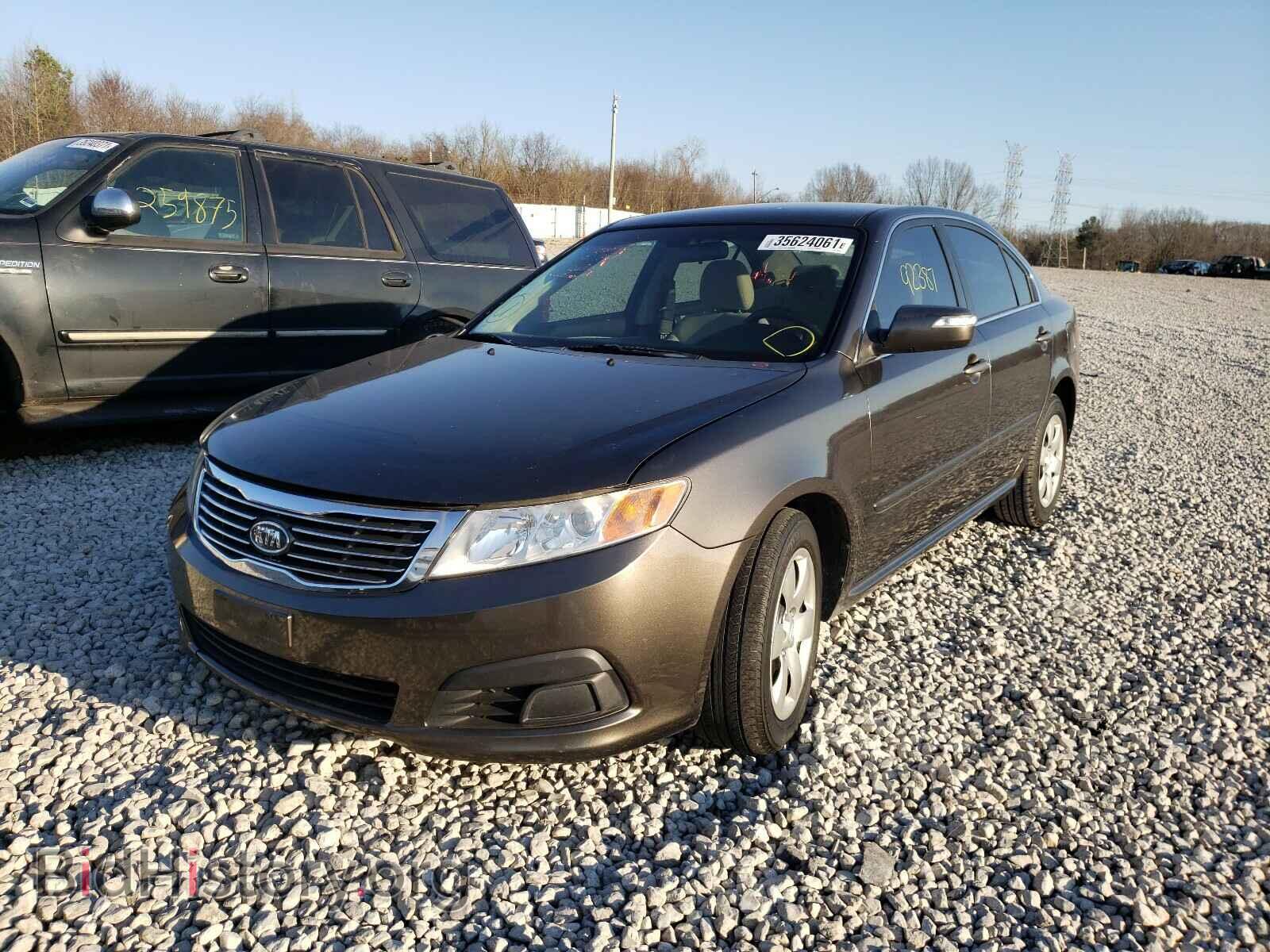 2010 KIA OPTIMA - VIN: KNAGG4A85A5393615 - Фото 2