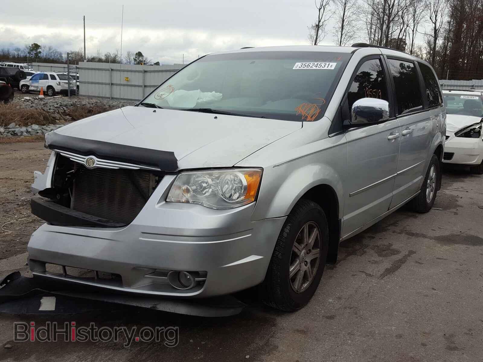 2010 CHRYSLER MINIVAN - VIN: 2A4RR5D1XAR133377 - Фото 2